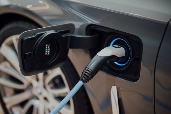Making Electric Vehicles Smart: The Power Of Renewable Energy | Stemettes Zine